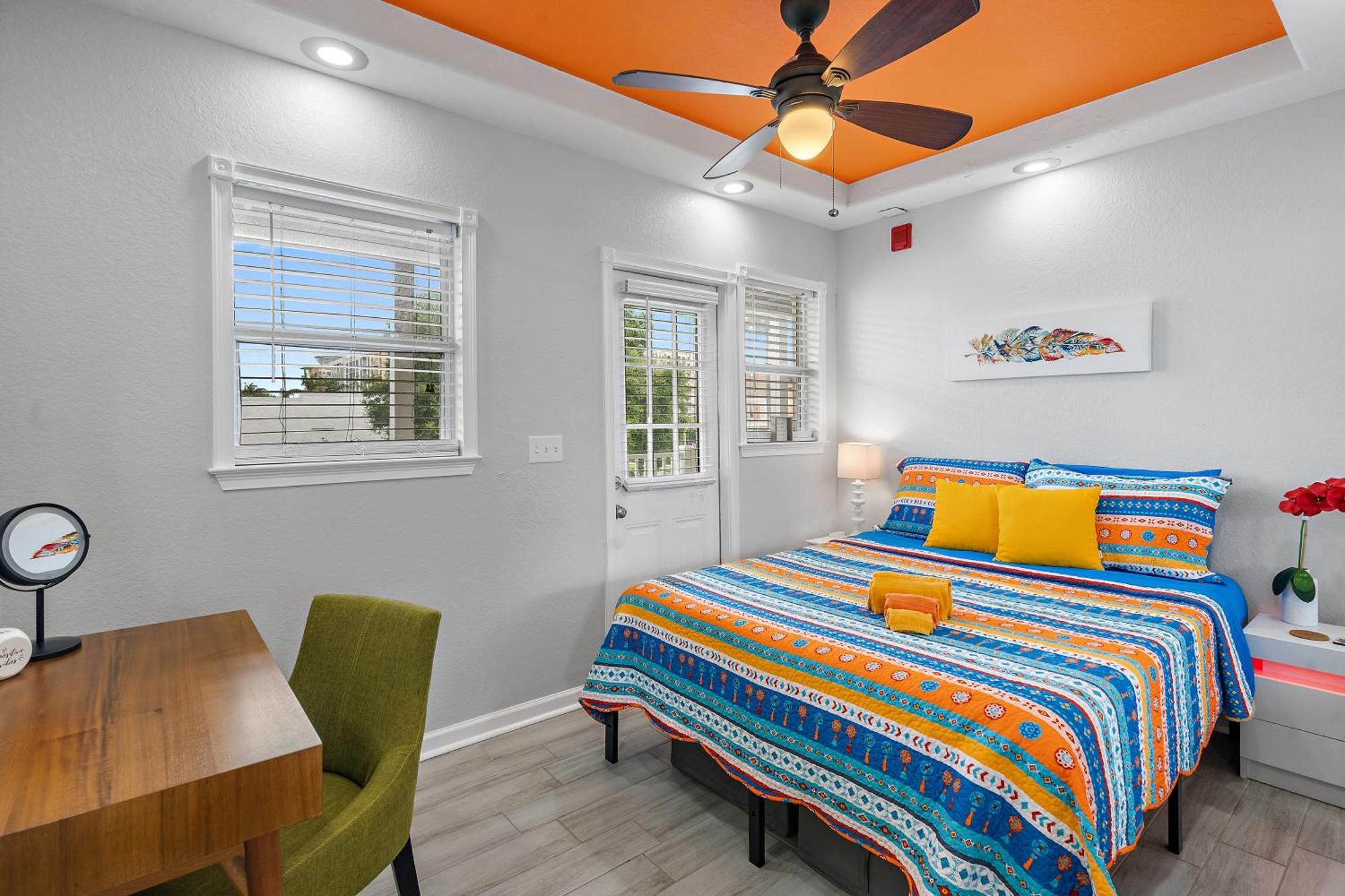 Itz A Vibe - 1 Bedroom Studio In The Heart Of Dtsp San Petersburgo Exterior foto